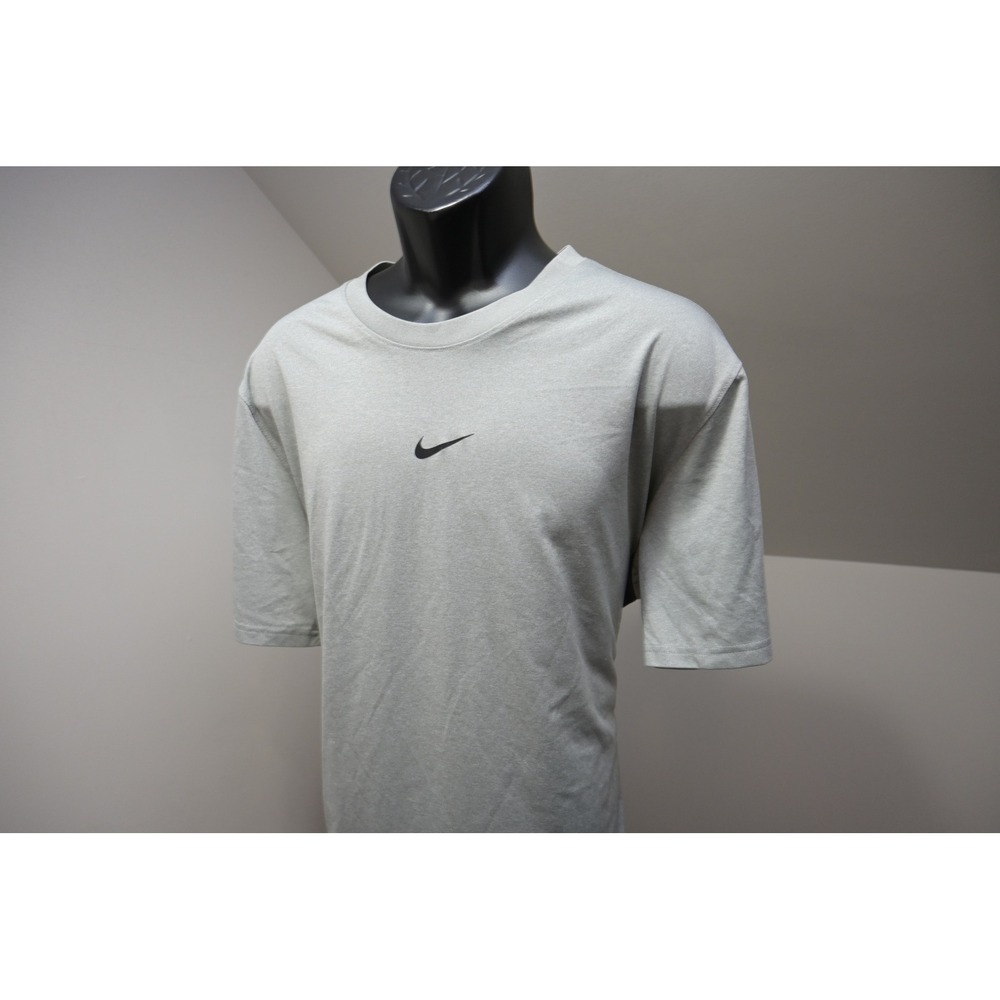 Nike Gym T-Shirt Mens XL Grey Dri-FIT Short Sleeve Performance Excellent